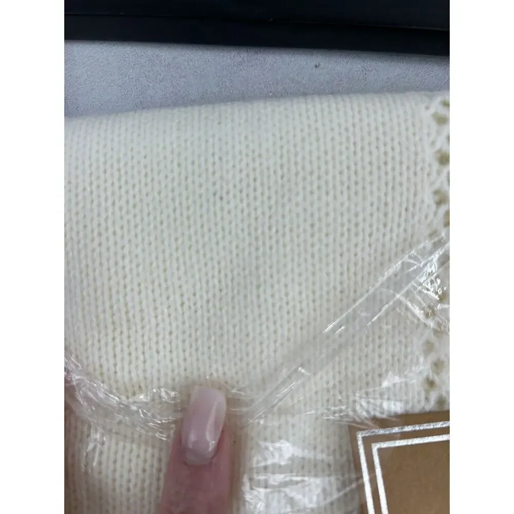 THRO‎ by Marlo Lorenz Cream Knit 60x50